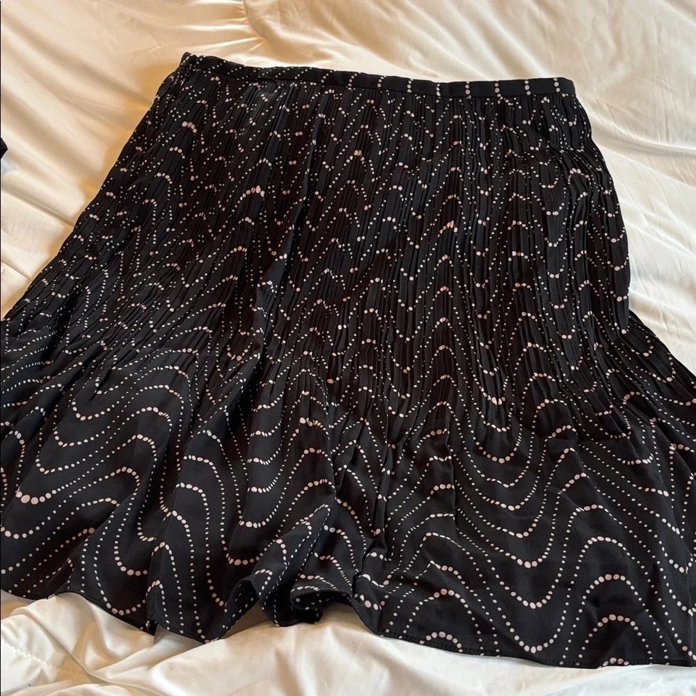 KATE SPADE New York Wavy SKIRT Black White Dot Lined Midi Pleated skirt